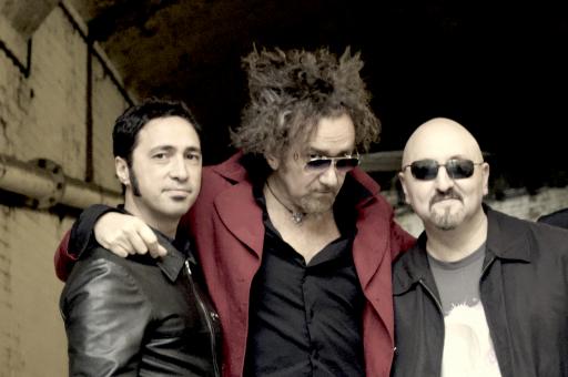 GAUDI KOSMISCHES TRIO